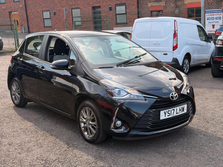 Toyota Yaris 1.5 VVT-i Icon Tech Euro 6 5dr