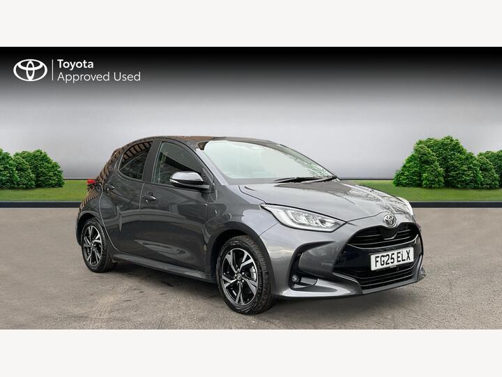 Toyota Yaris 1.5 VVT-h Design E-CVT Euro 6 (s/s) 5dr