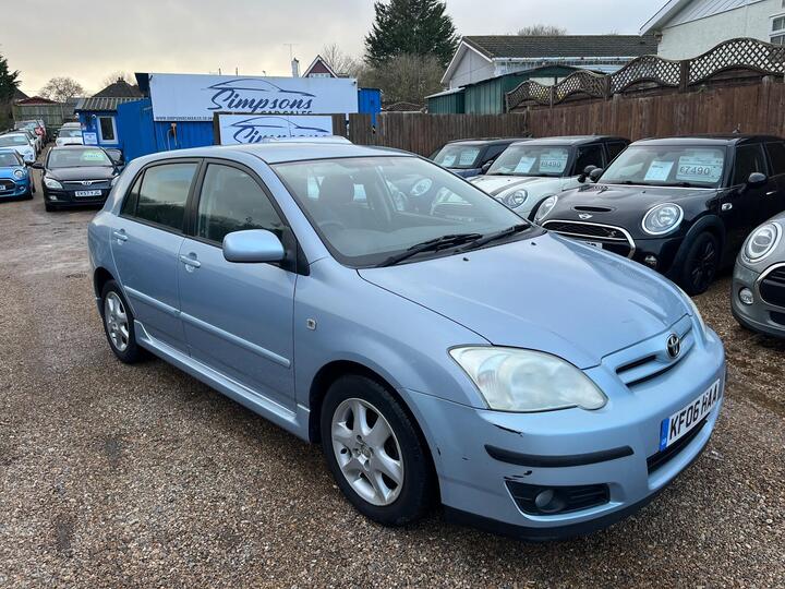 Toyota Corolla 1.4 VVT-i Colour Collection 5dr Toyota Corolla 1.4 VVT-i Colour Collection 5dr