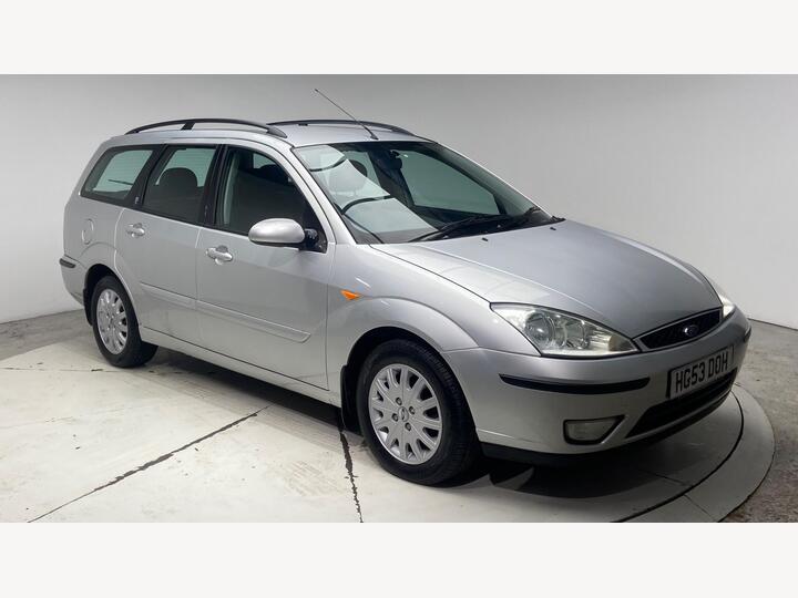 Ford Focus 2.0i 16v Ghia 5dr