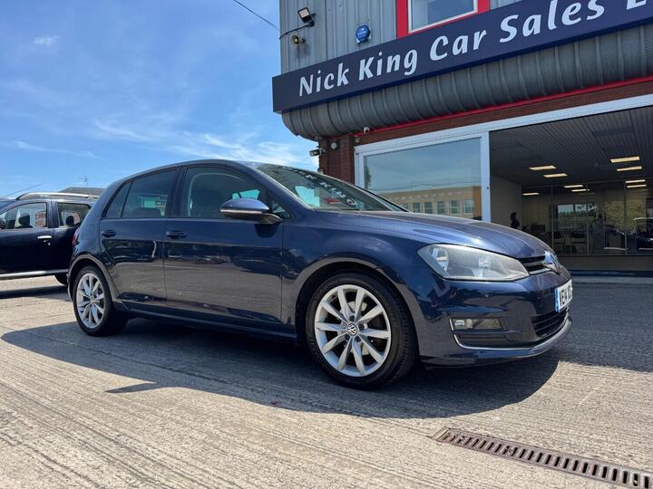 Volkswagen Golf 2.0 TDI BlueMotion Tech GT Euro 5 (s/s) 5dr