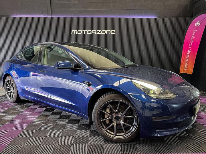 Tesla Model 3 (Dual Motor) Long Range Auto 4WDE 4dr Tesla Model 3 (Dual Motor) Long Range Auto 4WDE 4dr