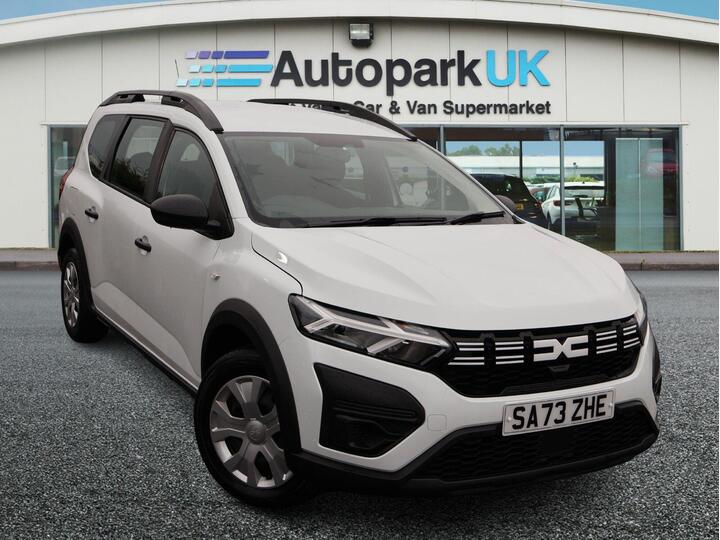 Dacia JOGGER 1.0 TCe Essential Euro 6 (s/s) 5dr Dacia JOGGER 1.0 TCe Essential Euro 6 (s/s) 5dr