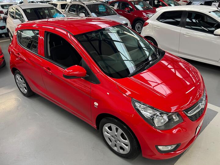 Vauxhall Viva 1.0i SE Euro 6 5dr (a/c) Vauxhall Viva 1.0i SE Euro 6 5dr (a/c)