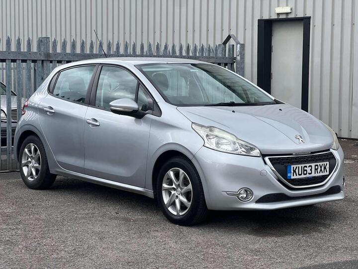 Peugeot 208 1.2 VTi Active Euro 5 5dr