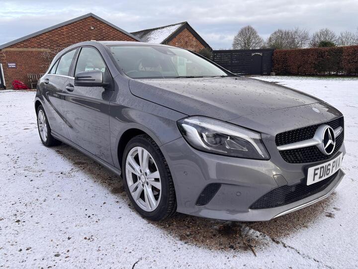 Mercedes-Benz A Class 1.5 A180d Sport (Premium) 7G-DCT Euro 6 (s/s) 5dr