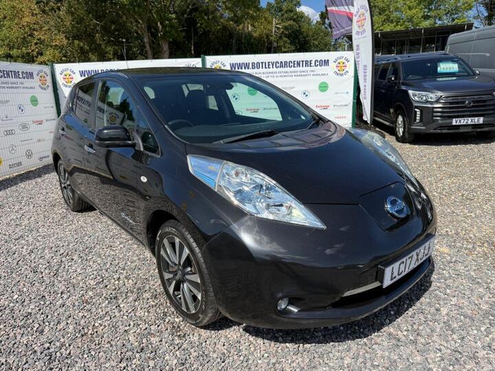Nissan LEAF 30kWh Tekna Auto 5dr