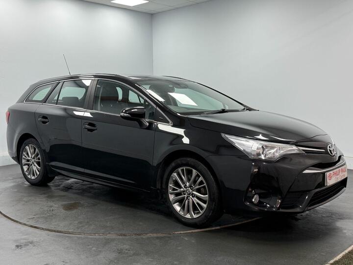 Toyota Avensis 2.0 D-4D Business Edition Touring Sports Euro 6 (s/s) 5dr Toyota Avensis 2.0 D-4D Business Edition Touring Sports Euro 6 (s/s) 5dr