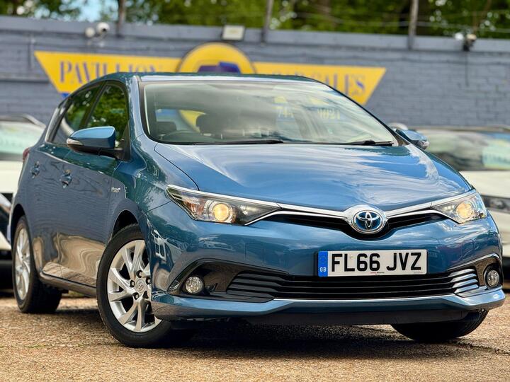 Toyota Auris 1.8 VVT-h Business Edition CVT Euro 6 (s/s) 5dr