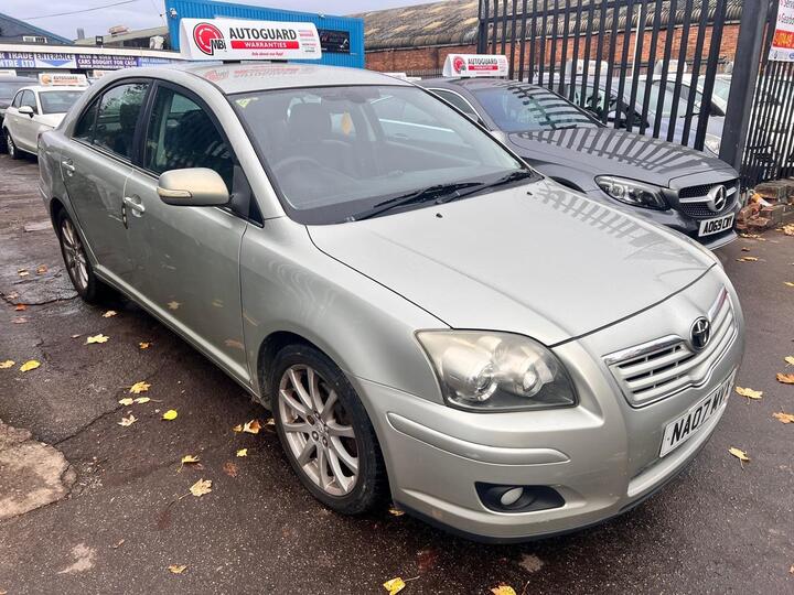 Toyota Avensis 2.0 VVT-i T Spirit 5dr Toyota Avensis 2.0 VVT-i T Spirit 5dr