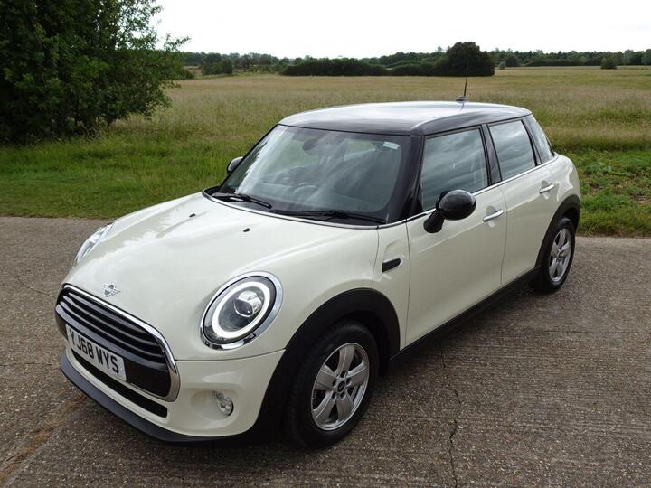 MINI HATCH 1.5 Cooper Euro 6 (s/s) 5dr