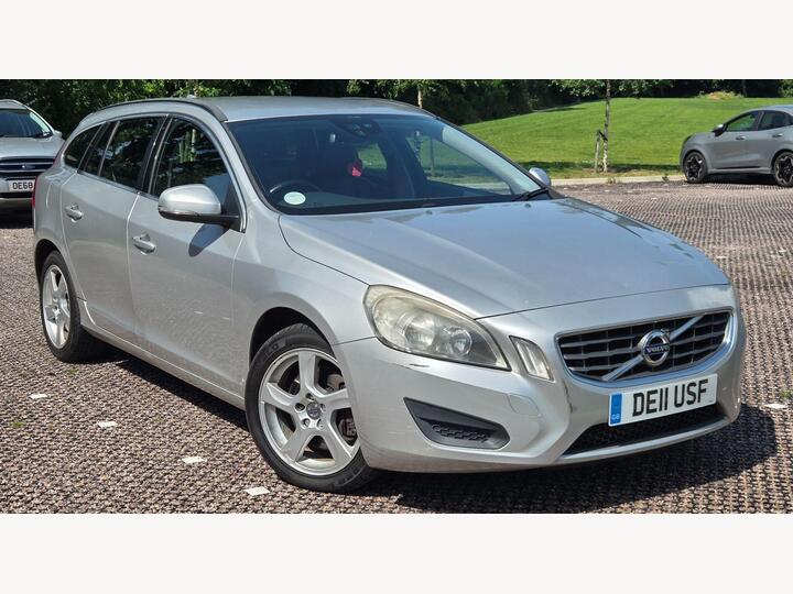 Volvo V60 3.0 T6 SE Premium Geartronic AWD Euro 5 5dr
