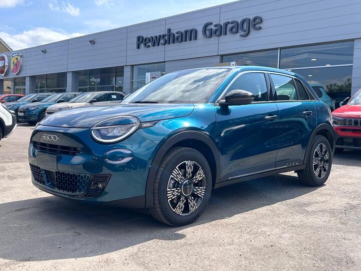 Fiat 600 1.2 MHEV E-DCT Euro 6 (s/s) 5dr