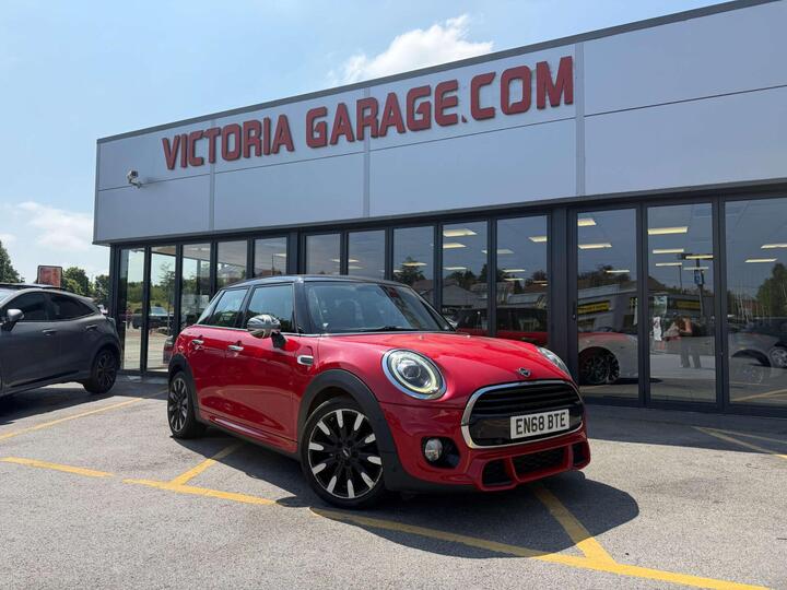 MINI HATCH 1.5 Cooper Sport Steptronic Euro 6 (s/s) 5dr