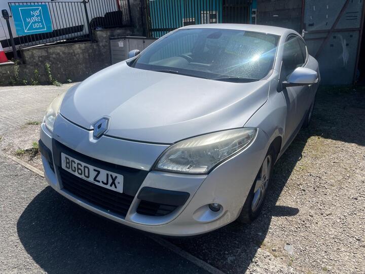 Renault Megane 1.6 16V Dynamique TomTom Euro 5 3dr