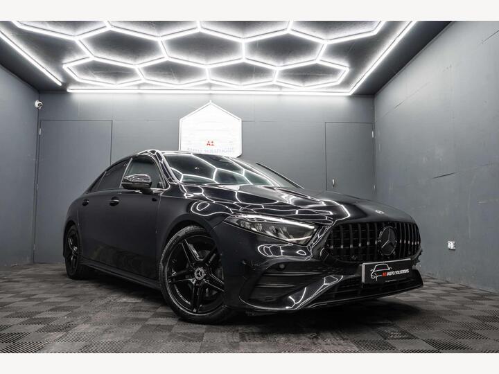 Mercedes-Benz A-CLASS 2.0 A200d AMG Line (Executive) 8G-DCT Euro 6 (s/s) 4dr