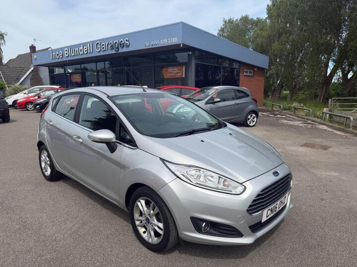 Ford FIESTA 1.25 Zetec Euro 6 5dr Ford FIESTA 1.25 Zetec Euro 6 5dr