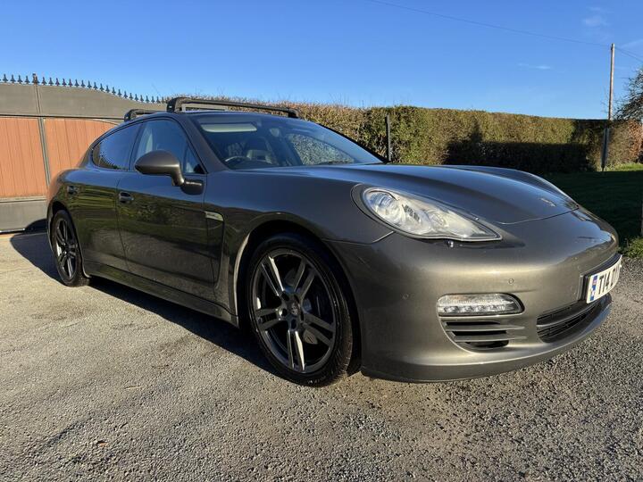 Porsche PANAMERA 3.0D V6 TiptronicS Euro 5 5dr
