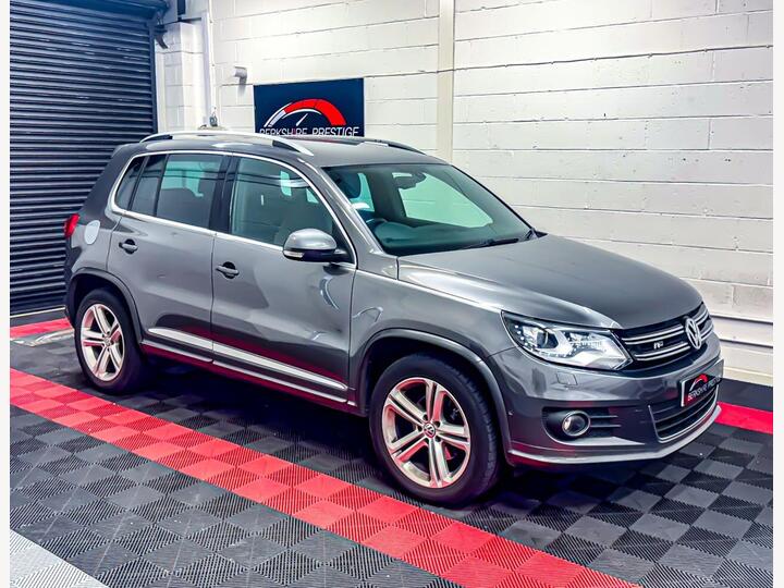 Volkswagen TIGUAN 2.0 TDI BlueMotion Tech R-Line Edition DSG 4WD Euro 6 (s/s) 5dr