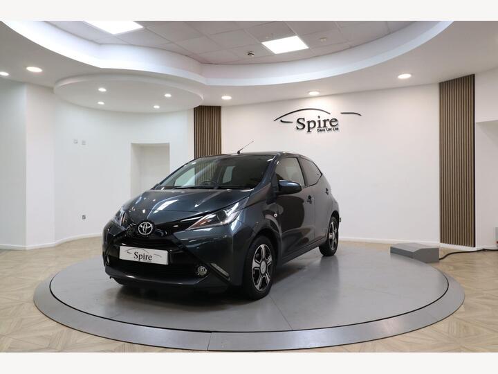 Toyota AYGO 1.0 VVT-i X-clusiv3 X-shift Euro 6 5dr