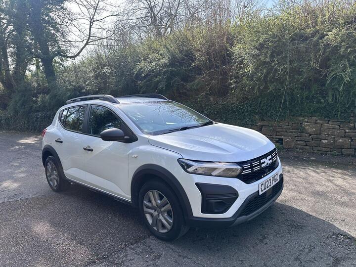 Dacia Sandero Stepway 1.0 TCe Essential Euro 6 (s/s) 5dr