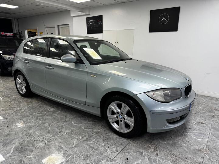 BMW 1 Series 2.0 118d SE Euro 4 5dr BMW 1 Series 2.0 118d SE Euro 4 5dr