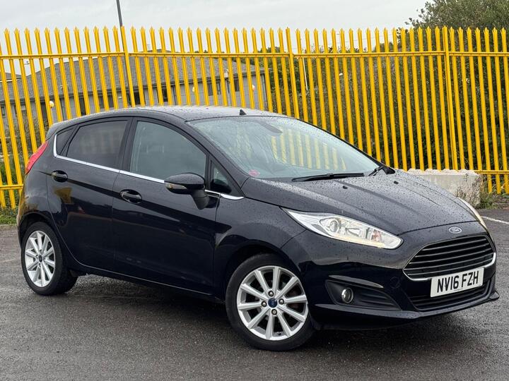 Ford Fiesta 1.0T EcoBoost Titanium Euro 6 (s/s) 5dr