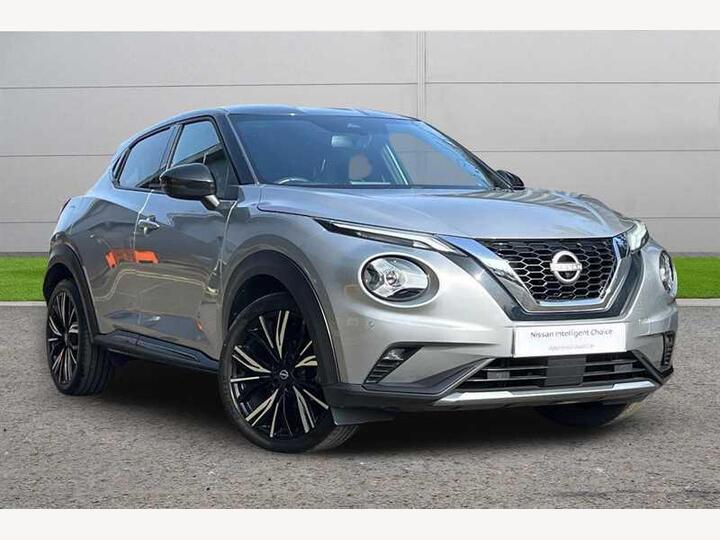 Nissan Juke 1.0 DIG-T Tekna+ Euro 6 (s/s) 5dr Nissan Juke 1.0 DIG-T Tekna+ Euro 6 (s/s) 5dr