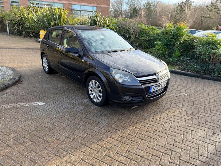 Vauxhall Astra 1.6i 16v Design 5dr