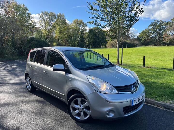 Nissan Note 1.6 16V Tekna Auto Euro 4 5dr