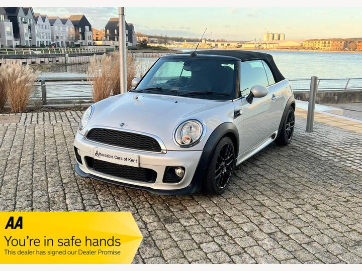 MINI Convertible 1.6 Cooper Euro 6 (s/s) 2dr