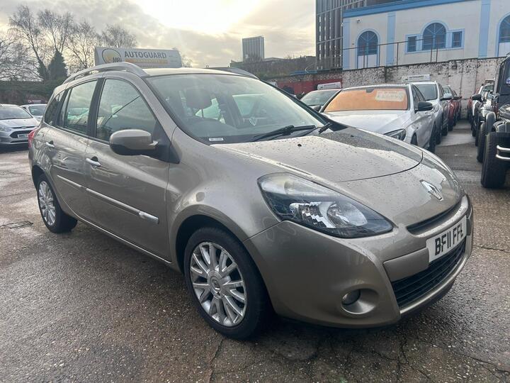 Renault Clio 1.5 DCi Dynamique TomTom Sport Tourer Euro 5 5dr