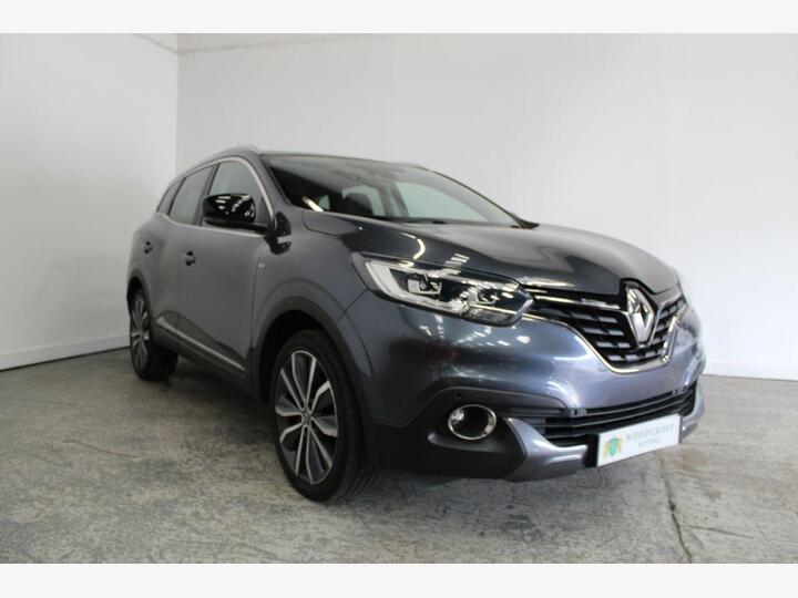 Renault Kadjar 1.6 DCi Signature Nav Euro 6 (s/s) 5dr Renault Kadjar 1.6 DCi Signature Nav Euro 6 (s/s) 5dr