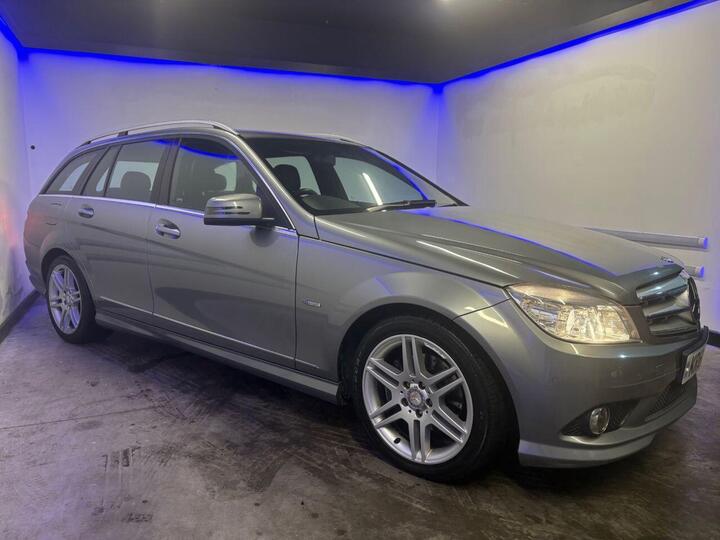 Mercedes-Benz C-CLASS 2.1 C220 CDI BlueEfficiency Sport Auto Euro 5 5dr Mercedes-Benz C-CLASS 2.1 C220 CDI BlueEfficiency Sport Auto Euro 5 5dr