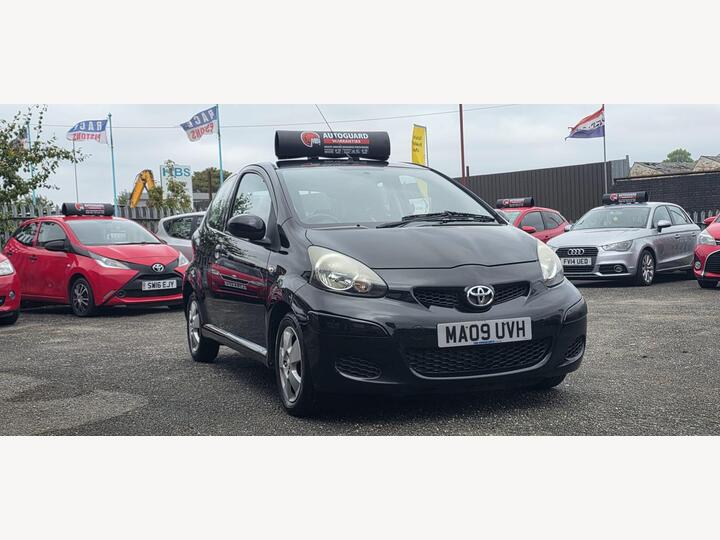 Toyota AYGO 1.0 VVT-i Black Euro 4 3dr (AC)