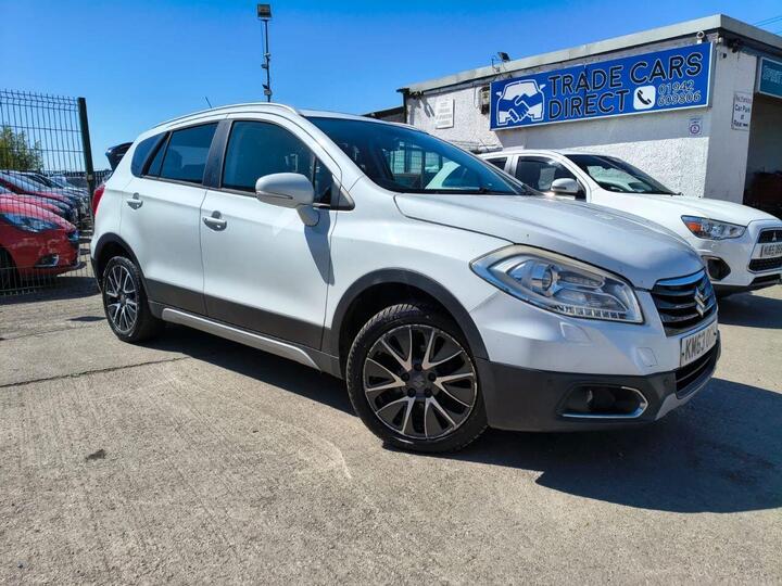 Suzuki SX4 S-CROSS 1.6 DDiS SZ5 ALLGRIP Euro 5 (s/s) 5dr Suzuki SX4 S-CROSS 1.6 DDiS SZ5 ALLGRIP Euro 5 (s/s) 5dr