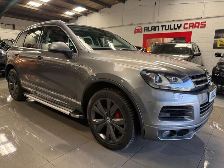 Volkswagen TOUAREG 3.0 TDI V6 BlueMotion Tech R-Line Tiptronic 4WD Euro 5 (s/s) 5dr