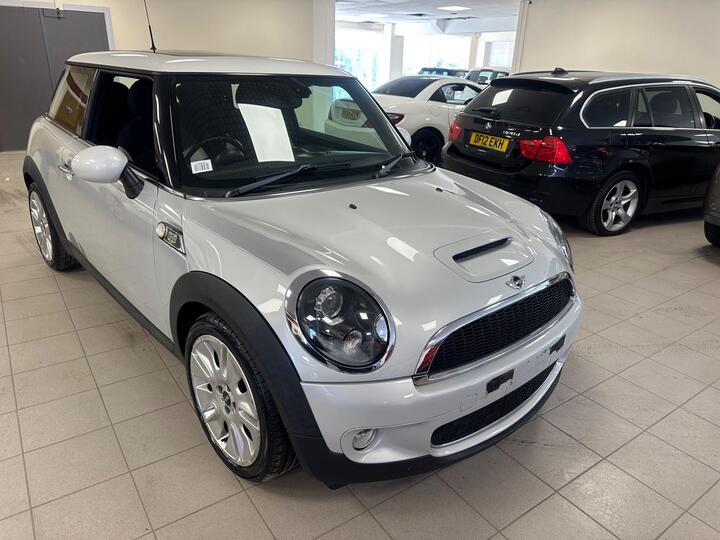 MINI Hatch 1.6 Cooper S Camden Euro 5 3dr