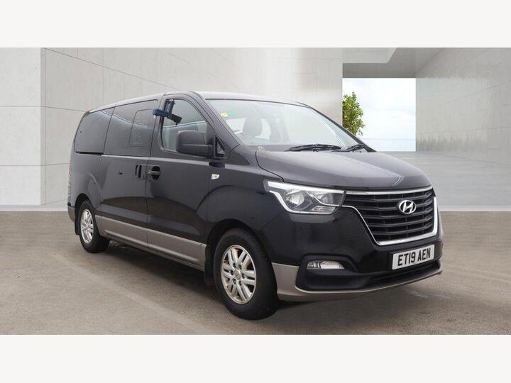 Hyundai I800 2.5 CRDi SE Nav Auto Euro 6 5dr Hyundai I800 2.5 CRDi SE Nav Auto Euro 6 5dr