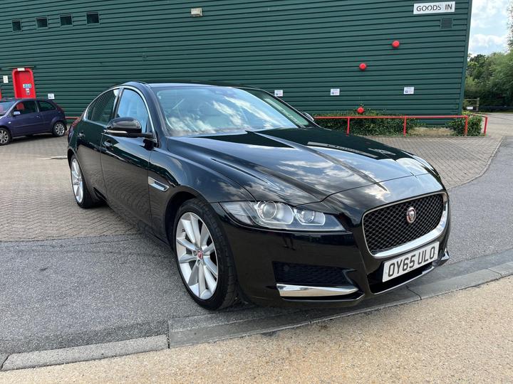 Jaguar XF 2.0d Portfolio Auto Euro 6 (s/s) 4dr