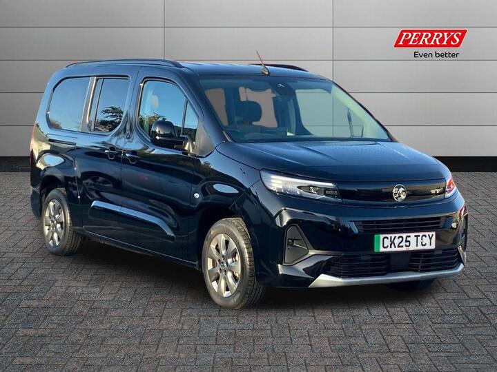 Vauxhall Combo Life 52kWh Ultimate XL MPV Auto 5dr (7.4kW Charger)
