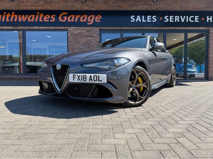Alfa Romeo Giulia 2.9 V6 Bi-Turbo Quadrifoglio Auto Euro 6 (s/s) 4dr
