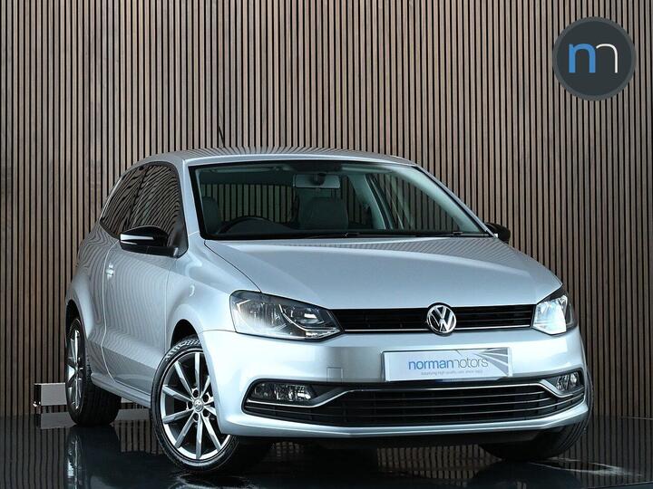 Volkswagen Polo 1.2 TSI BlueMotion Tech SE Design Euro 6 (s/s) 3dr Volkswagen Polo 1.2 TSI BlueMotion Tech SE Design Euro 6 (s/s) 3dr