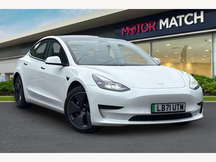 Tesla Model 3 Standard Range Plus Auto RWD 4dr