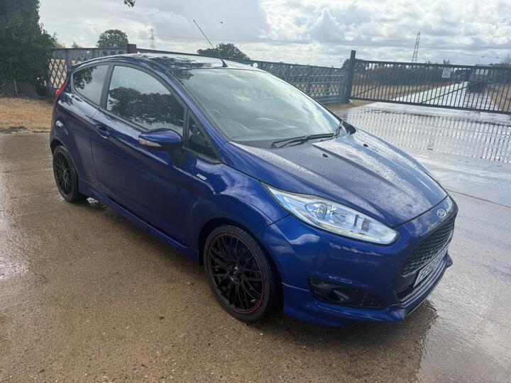 Ford Fiesta 1.0T EcoBoost ST-Line Euro 6 (s/s) 3dr
