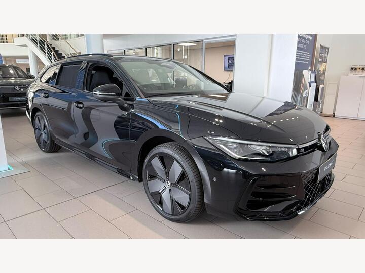 Volkswagen Passat 1.5 ETSI MHEV R-Line DSG Euro 6 (s/s) 5dr