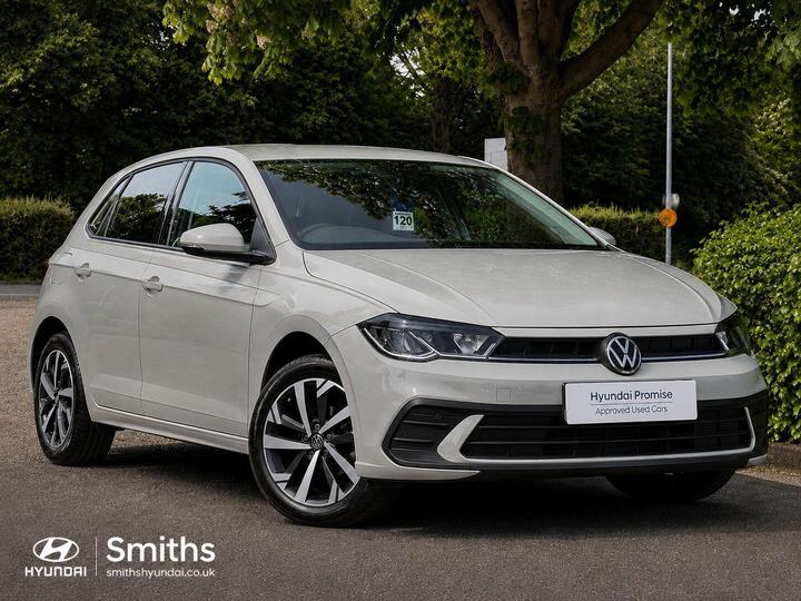 Volkswagen Polo 1.0 TSI Life DSG Euro 6 (s/s) 5dr Volkswagen Polo 1.0 TSI Life DSG Euro 6 (s/s) 5dr