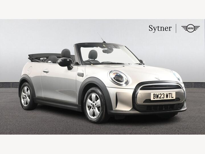 MINI Convertible 1.5 Cooper Classic Steptronic Euro 6 (s/s) 2dr MINI Convertible 1.5 Cooper Classic Steptronic Euro 6 (s/s) 2dr