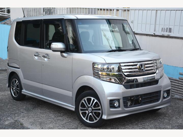 Honda N-Box 65O  G SS Package - Grade 4.5