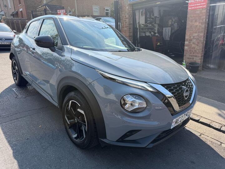 Nissan Juke 1.0 DIG-T N-Connecta DCT Auto Euro 6 (s/s) 5dr